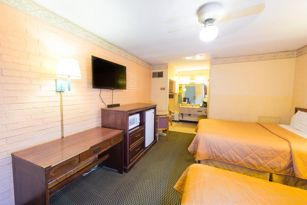 Budget Inn - Paintsville Екстериор снимка