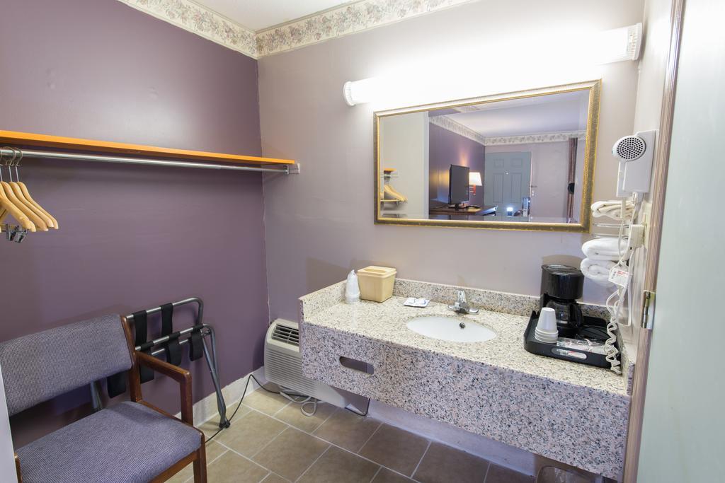 Budget Inn - Paintsville Екстериор снимка