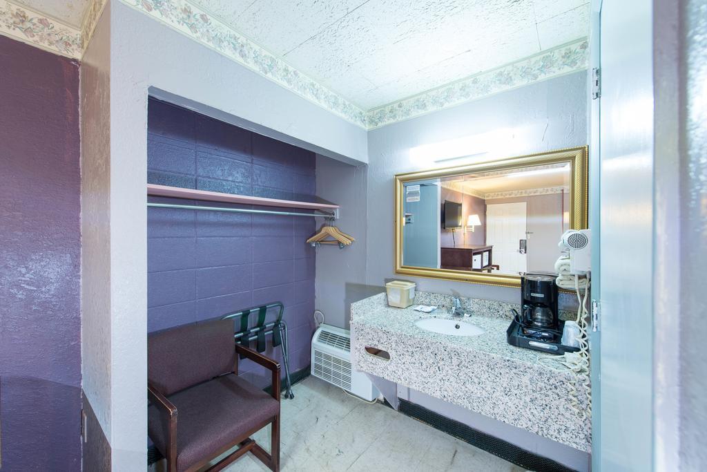 Budget Inn - Paintsville Екстериор снимка